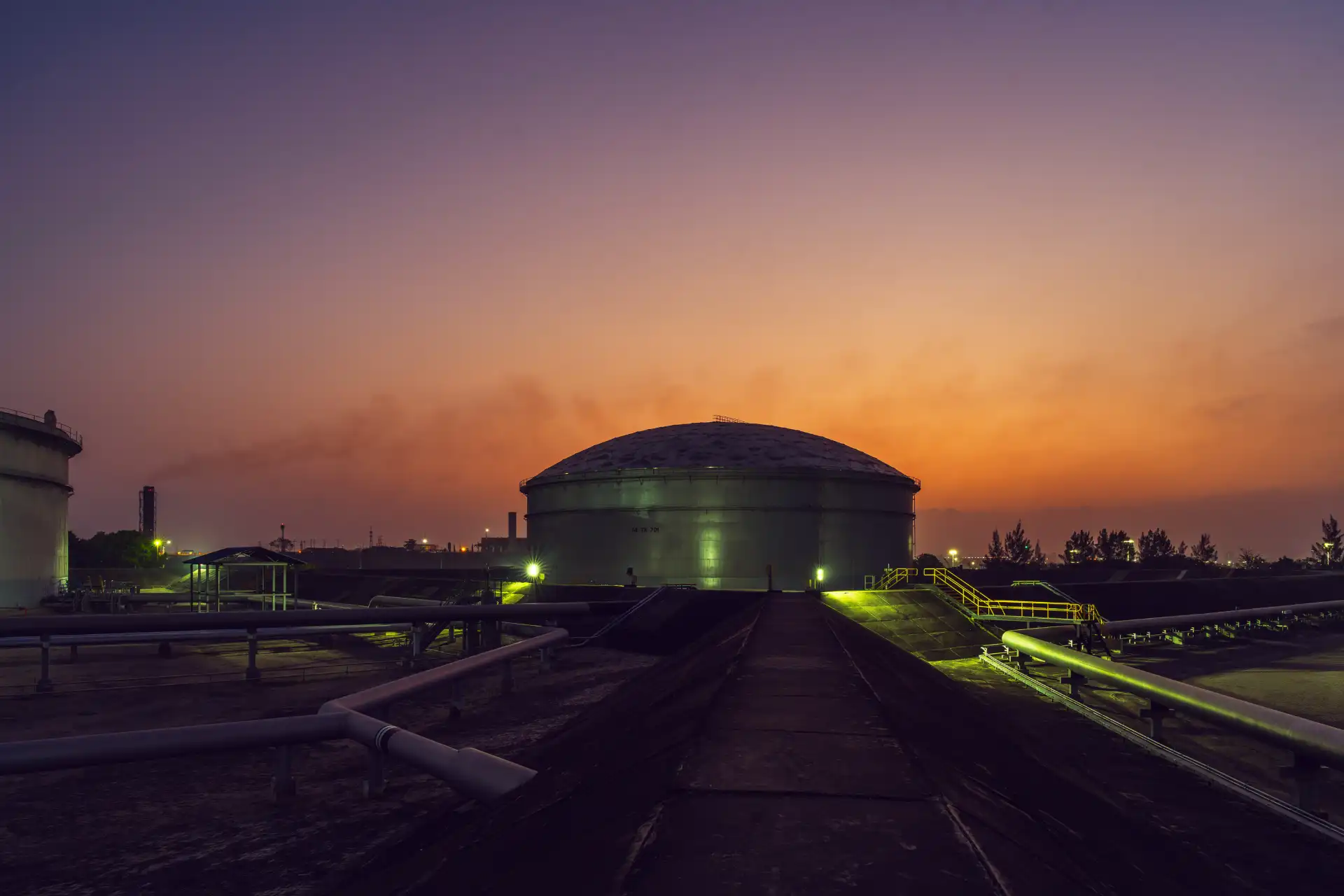 Lead Advisor & Receiving Banks